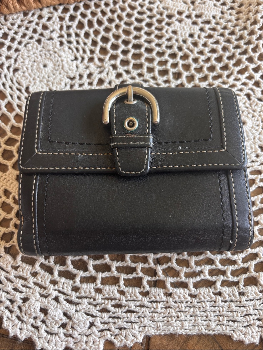 COACH VINTAGE Y2K BIFOLD BLACK WALLET CLASSIC STITCH DETAIL